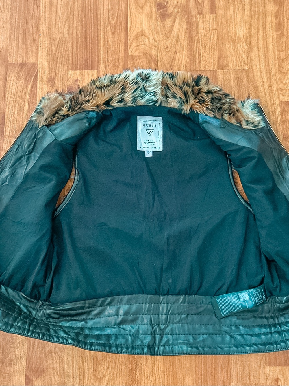 Y2K Faux Fur Vest Women’s Knit Trim Street Style Guess Size Medium Animal Print - Picture 7 of 10